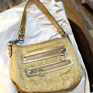 Coach poppy bag. Tan and gold